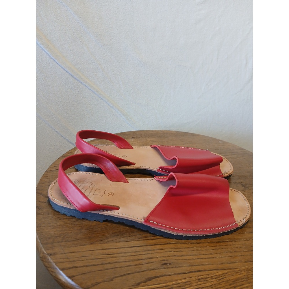 Wetis red leather sandal meorcan flats EU 39 flaw NEW - Picture 1 of 5